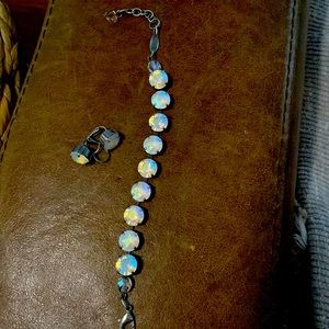 Sabika bracelet and earrings